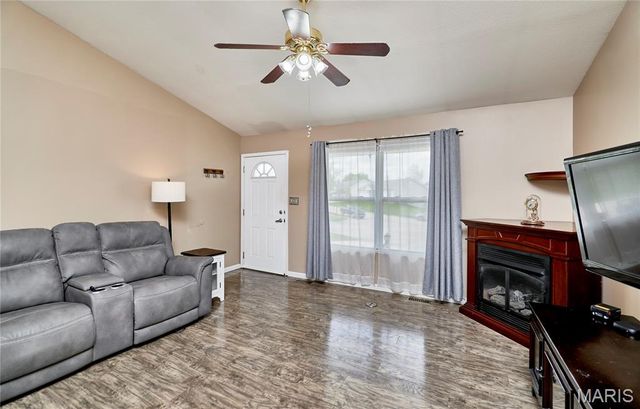 30 Spring Hill Circle, Wright City, MO 63390