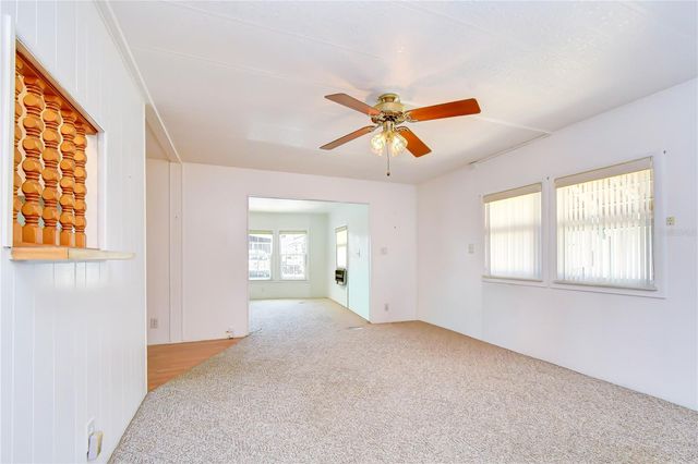 37816 BARCELONA AVENUE, Zephyrhills, FL 33541