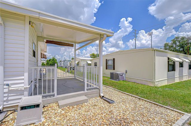 37816 BARCELONA AVENUE, Zephyrhills, FL 33541
