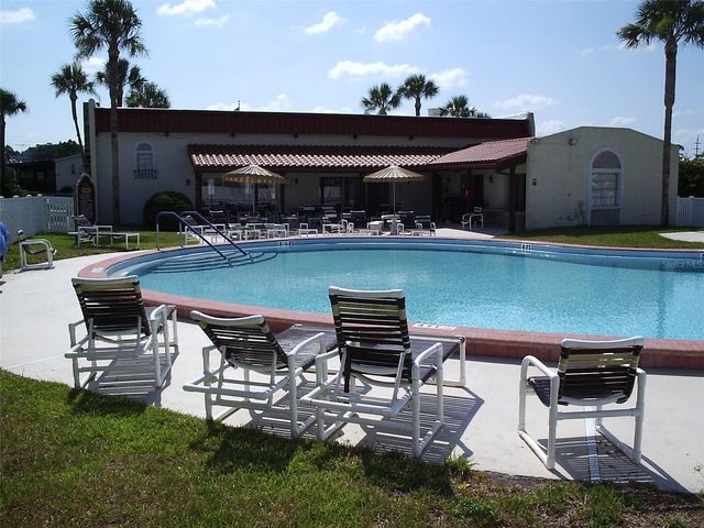 37816 BARCELONA AVENUE, Zephyrhills, FL 33541