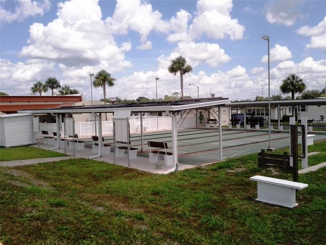 37816 BARCELONA AVENUE, Zephyrhills, FL 33541
