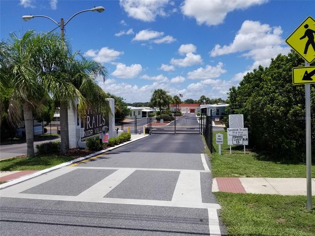 37816 BARCELONA AVENUE, Zephyrhills, FL 33541