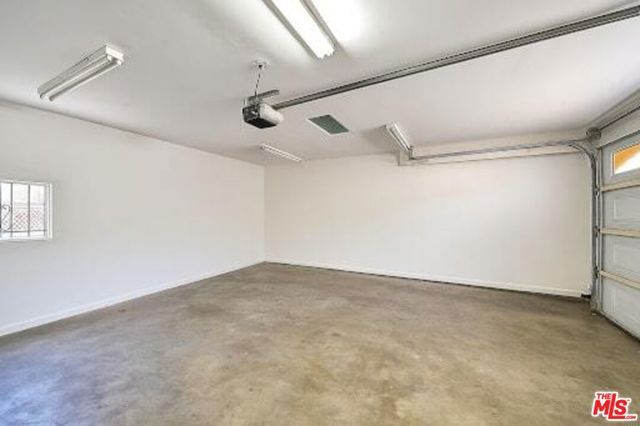 2912 5th Avenue, Los Angeles, CA 90018