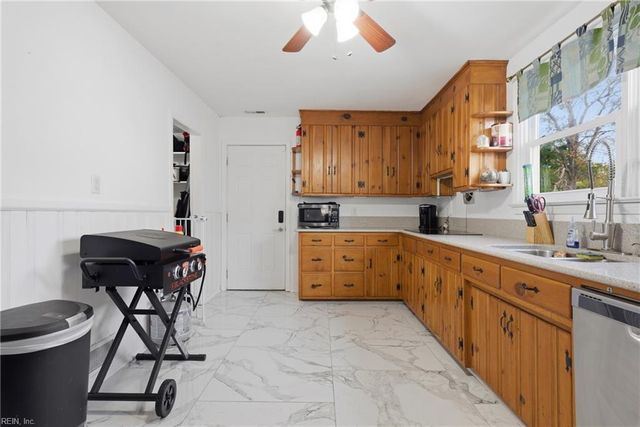 4320 Deep Creek BLVD, Portsmouth, VA 23702