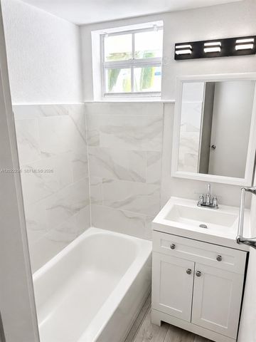 500 13th St 7, Miami Beach, FL 33139