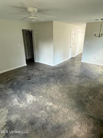 6565 Ridgewood Road, Horn Lake, MS 38637