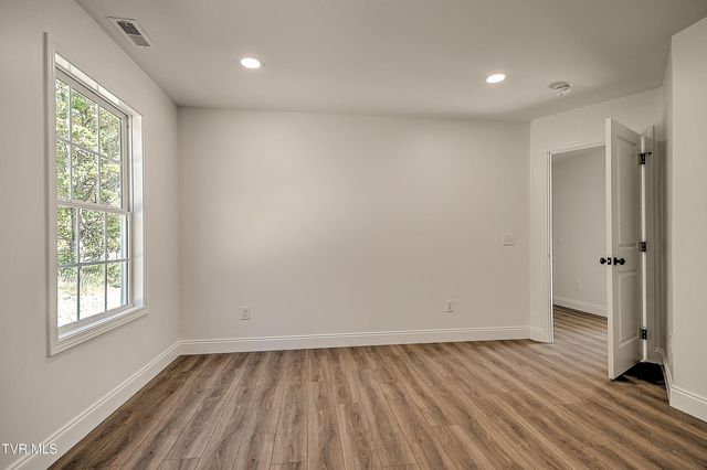 1906 Cherokee Road, Johnson City, TN 37604