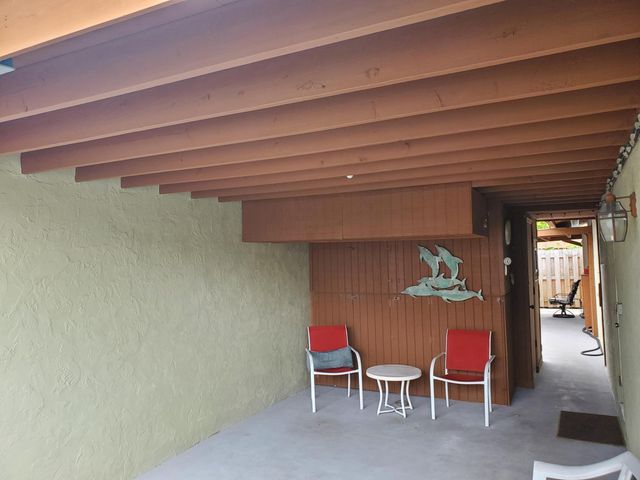 2665 SE 27th Lane, Boynton Beach, FL 33435