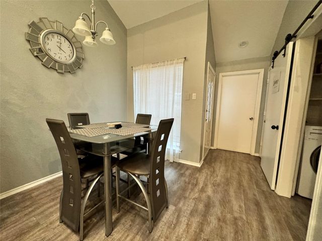 3628 Country Club Drive W, Irving, TX 75038
