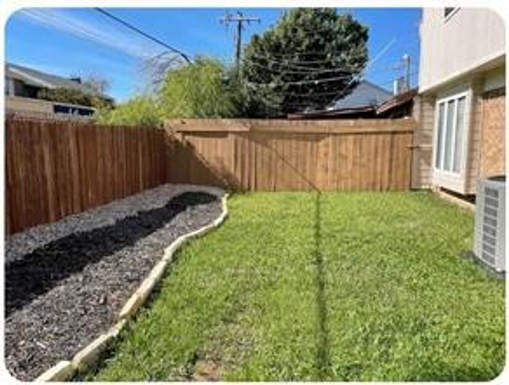 3628 Country Club Drive W, Irving, TX 75038