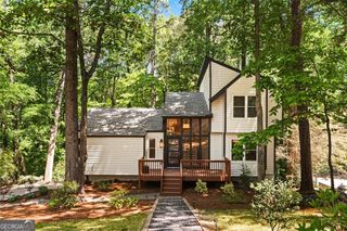 3465 Shawnee Trail SE, Smyrna, GA 30080