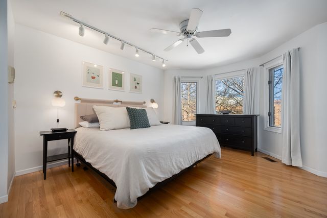 2316 N Lakewood Avenue, Chicago, IL 60614