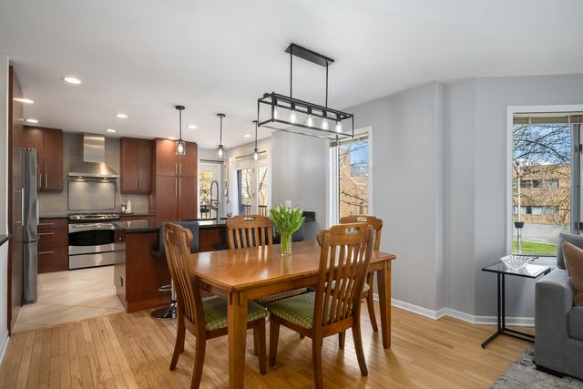 2316 N Lakewood Avenue, Chicago, IL 60614