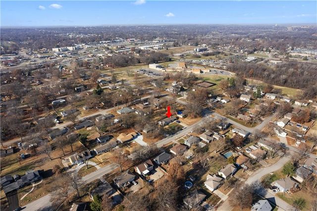 17504 E R D Mize Road, Independence, MO 64057