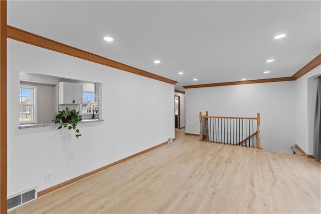 17504 E R D Mize Road, Independence, MO 64057