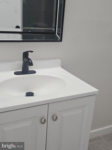 1716 JULIE CT, Bensalem, PA 19020