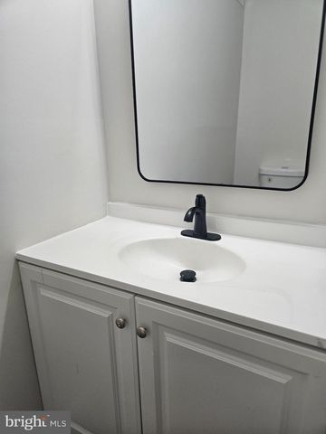 1716 JULIE CT, Bensalem, PA 19020