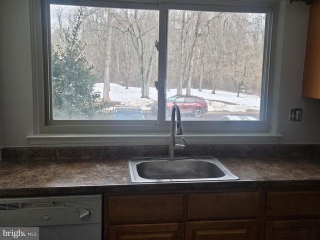 1716 JULIE CT, Bensalem, PA 19020