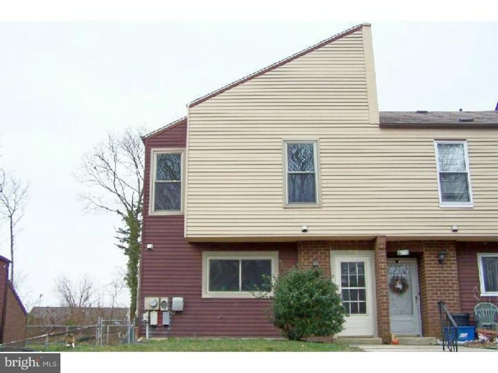 1716 JULIE CT, Bensalem, PA 19020