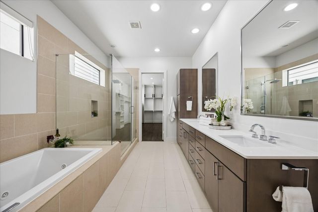 309 Peden Street Street, Houston, TX 77006