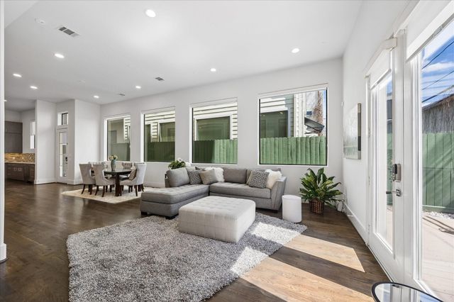 309 Peden Street Street, Houston, TX 77006