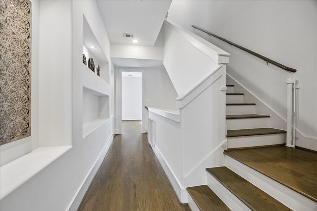 309 Peden Street Street, Houston, TX 77006
