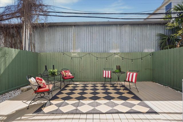 309 Peden Street Street, Houston, TX 77006