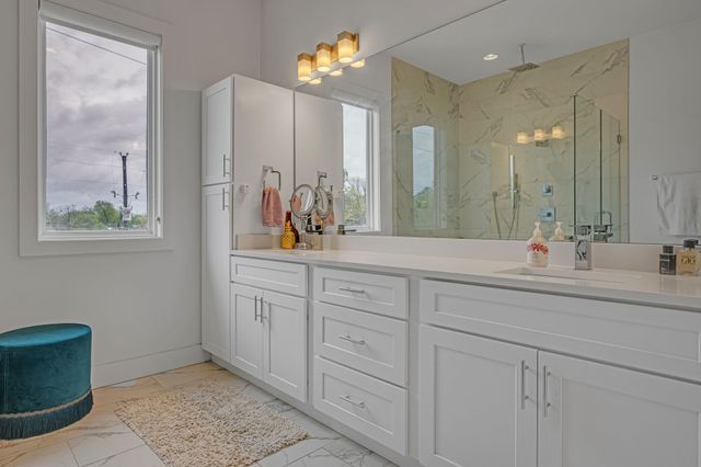 1811A Martin St, Nashville, TN 37203