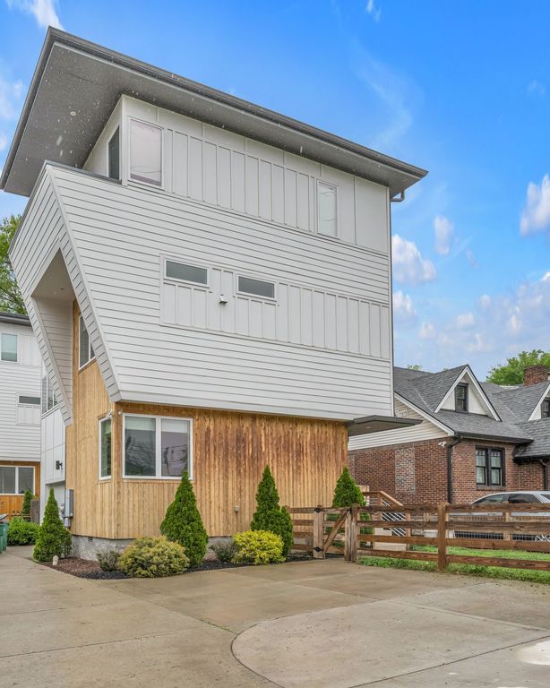 1811A Martin St, Nashville, TN 37203