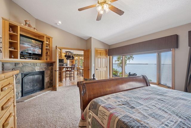 43421 Vista Road, Isle, MN 56342