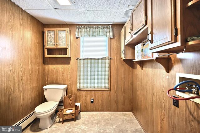 545 W KING ST, Littlestown, PA 17340