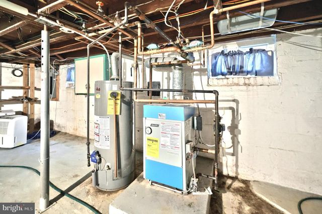 545 W KING ST, Littlestown, PA 17340