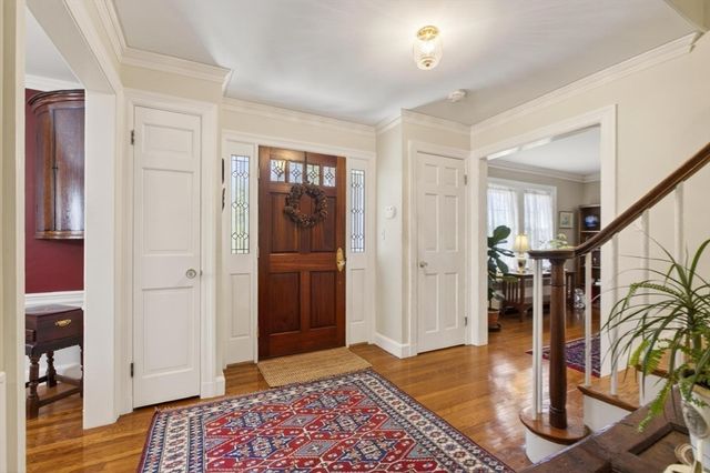152 Beverly Rd, Brookline, MA 02467