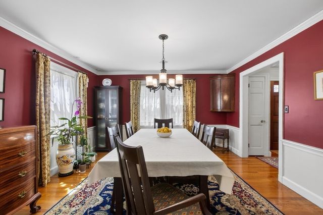 152 Beverly Rd, Brookline, MA 02467