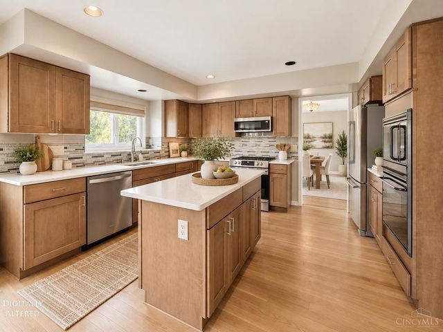 10934 Fallstone Drive, Springdale, OH 45246