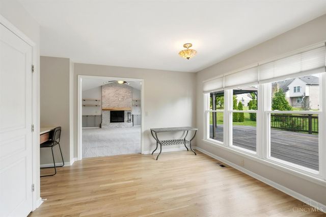 10934 Fallstone Drive, Springdale, OH 45246