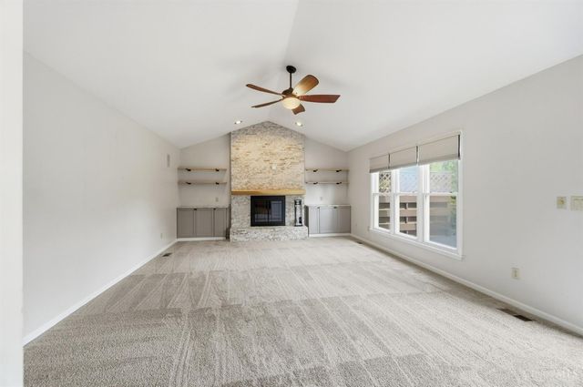10934 Fallstone Drive, Springdale, OH 45246