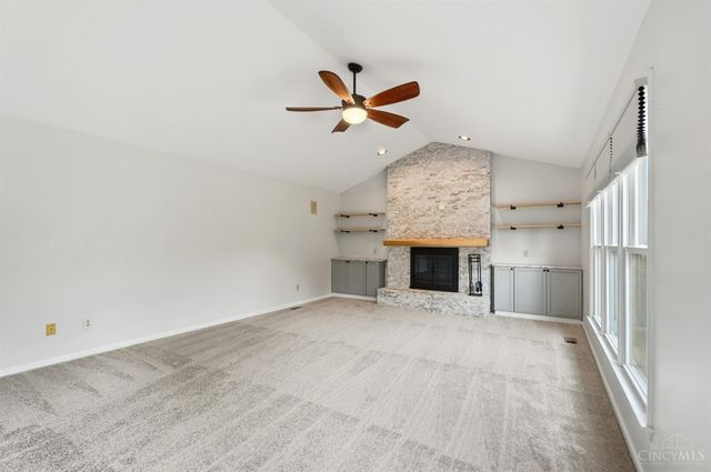 10934 Fallstone Drive, Springdale, OH 45246
