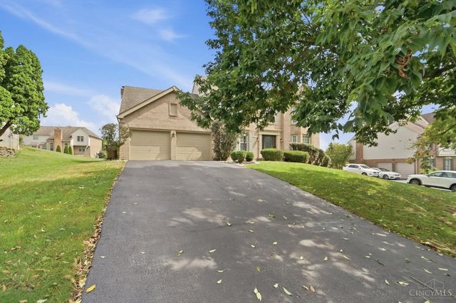 10934 Fallstone Drive, Springdale, OH 45246