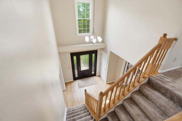 10934 Fallstone Drive, Springdale, OH 45246