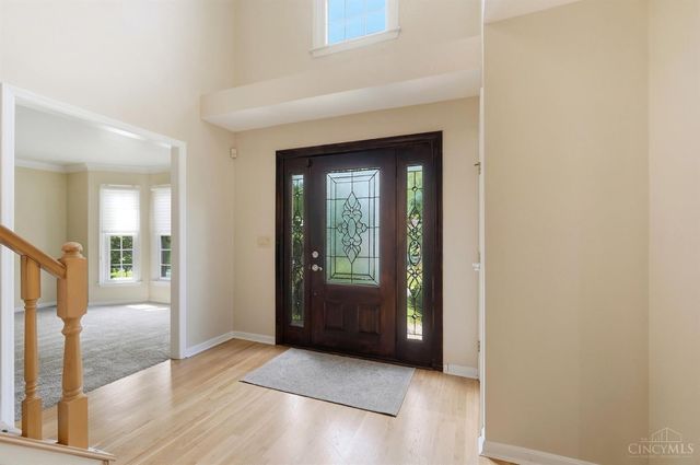 10934 Fallstone Drive, Springdale, OH 45246