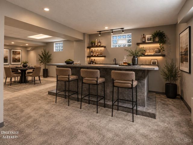 10934 Fallstone Drive, Springdale, OH 45246