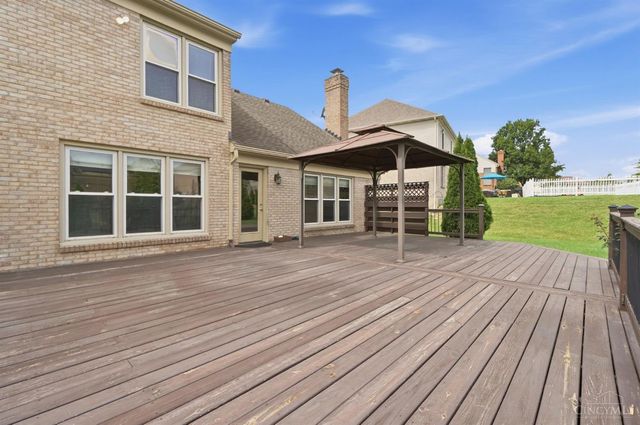 10934 Fallstone Drive, Springdale, OH 45246
