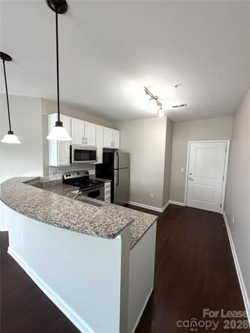 4310 Park Road 308, Charlotte, NC 28209