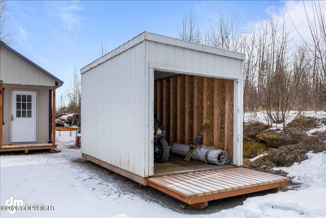 22481 W Point MacKenzie Road, Wasilla, AK 99623