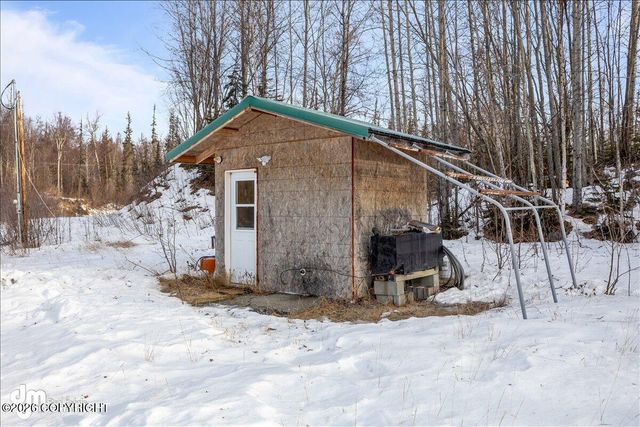 22481 W Point MacKenzie Road, Wasilla, AK 99623