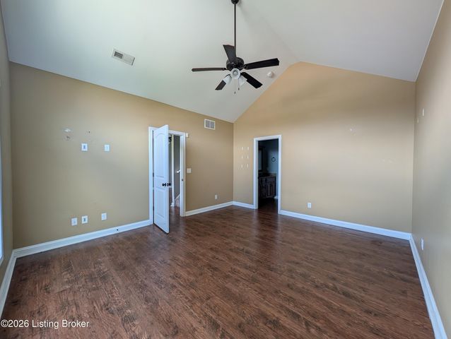 158 Elder Glen Ct, Mt Washington, KY 40047