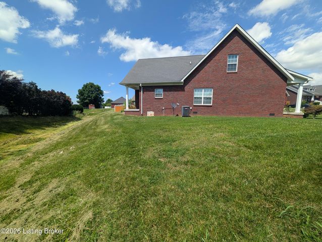 158 Elder Glen Ct, Mt Washington, KY 40047