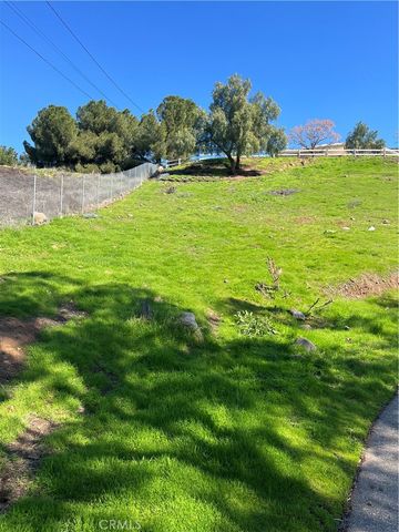 19260 Santa Rosa Mine, Perris, CA 92570