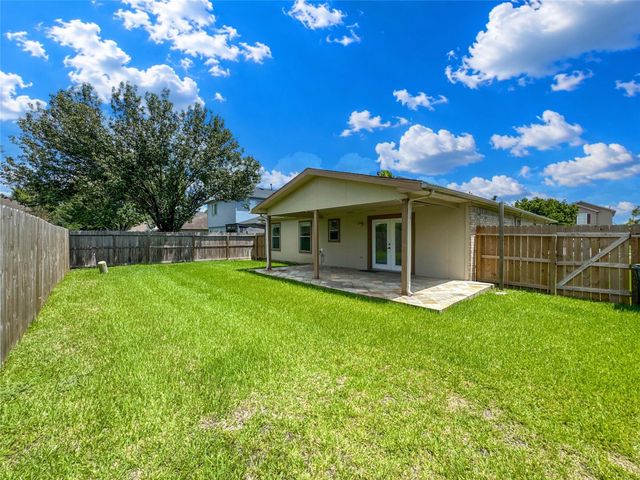 3209 Wheatmeadow Court, Pearland, TX 77581